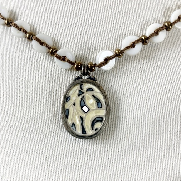 ✨Silpada Vintage-Style Double Strand Necklace-Faux Pearl Discs+Enamel Pendant✨ - Picture 2 of 4